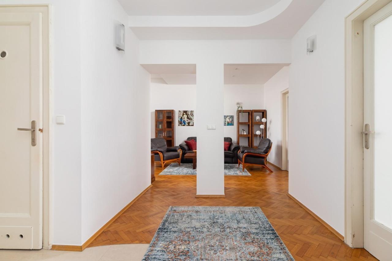 Slowacki Avenue Family Apartments Cracow By Noclegi Renters Krakow Dış mekan fotoğraf