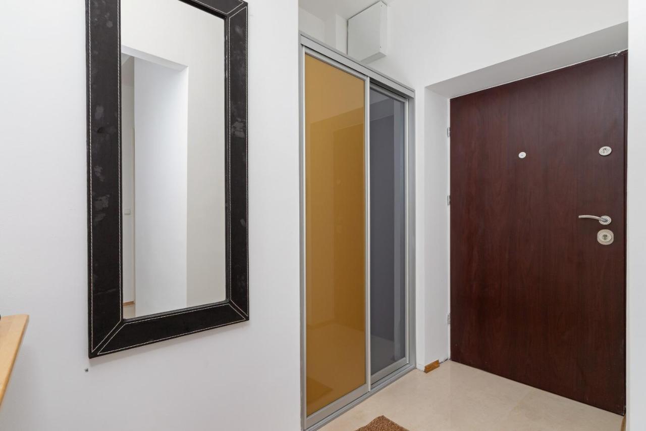 Slowacki Avenue Family Apartments Cracow By Noclegi Renters Krakow Dış mekan fotoğraf