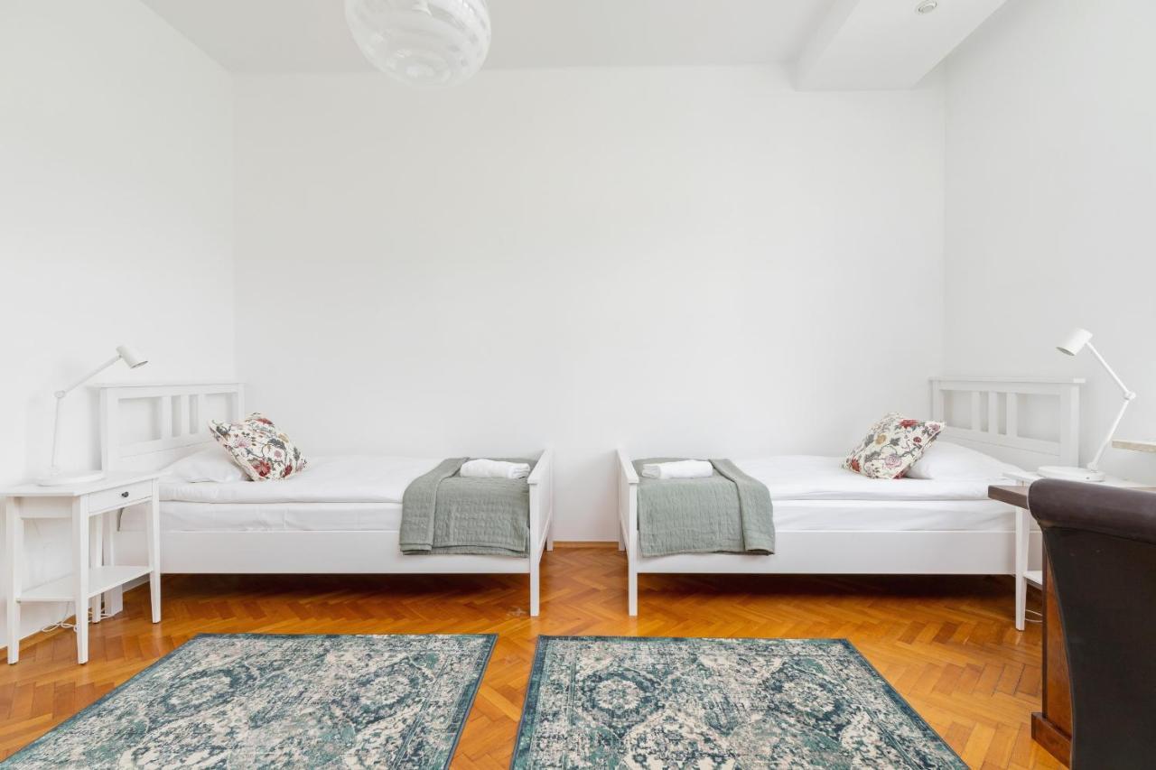 Slowacki Avenue Family Apartments Cracow By Noclegi Renters Krakow Dış mekan fotoğraf