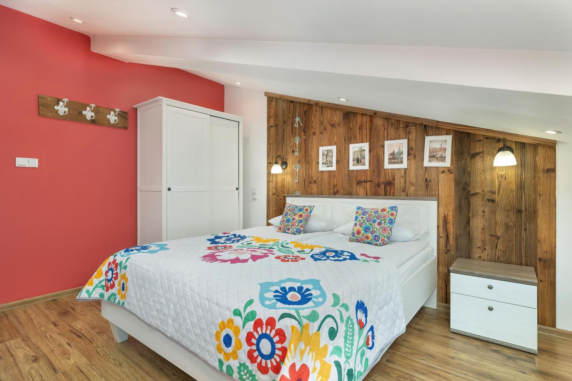 Slowacki Avenue Family Apartments Cracow By Noclegi Renters Krakow Dış mekan fotoğraf