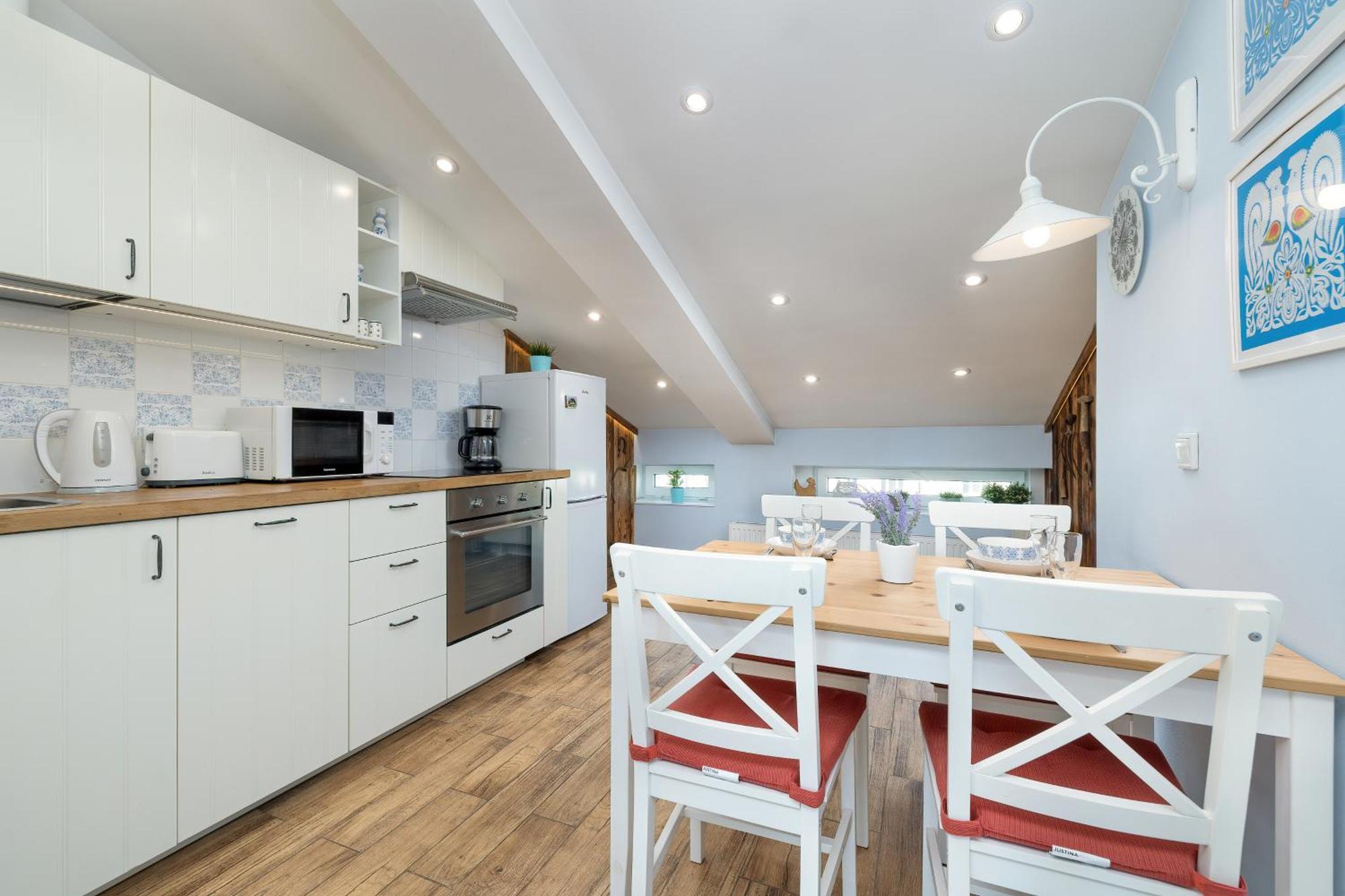 Slowacki Avenue Family Apartments Cracow By Noclegi Renters Krakow Dış mekan fotoğraf
